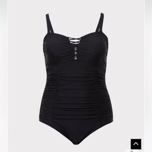 New! Torrid sz 4 Wireless Lattice‎ Front One Piece Swimsuit 4X